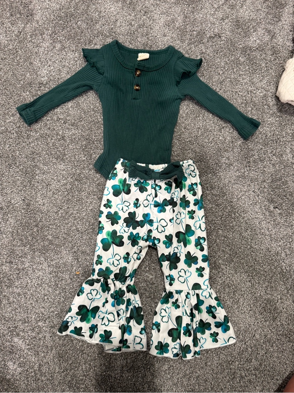 St. Patrick’s Day set for baby girl 3m